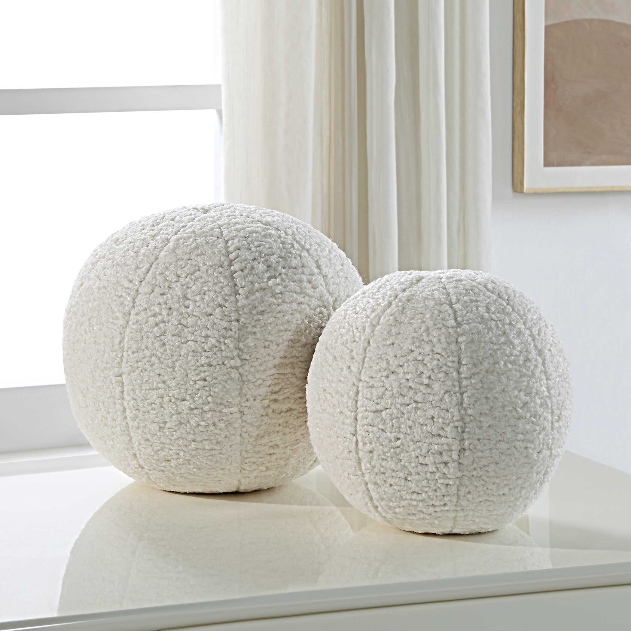 Capra Ball Sheepskin Pillows Set/2
