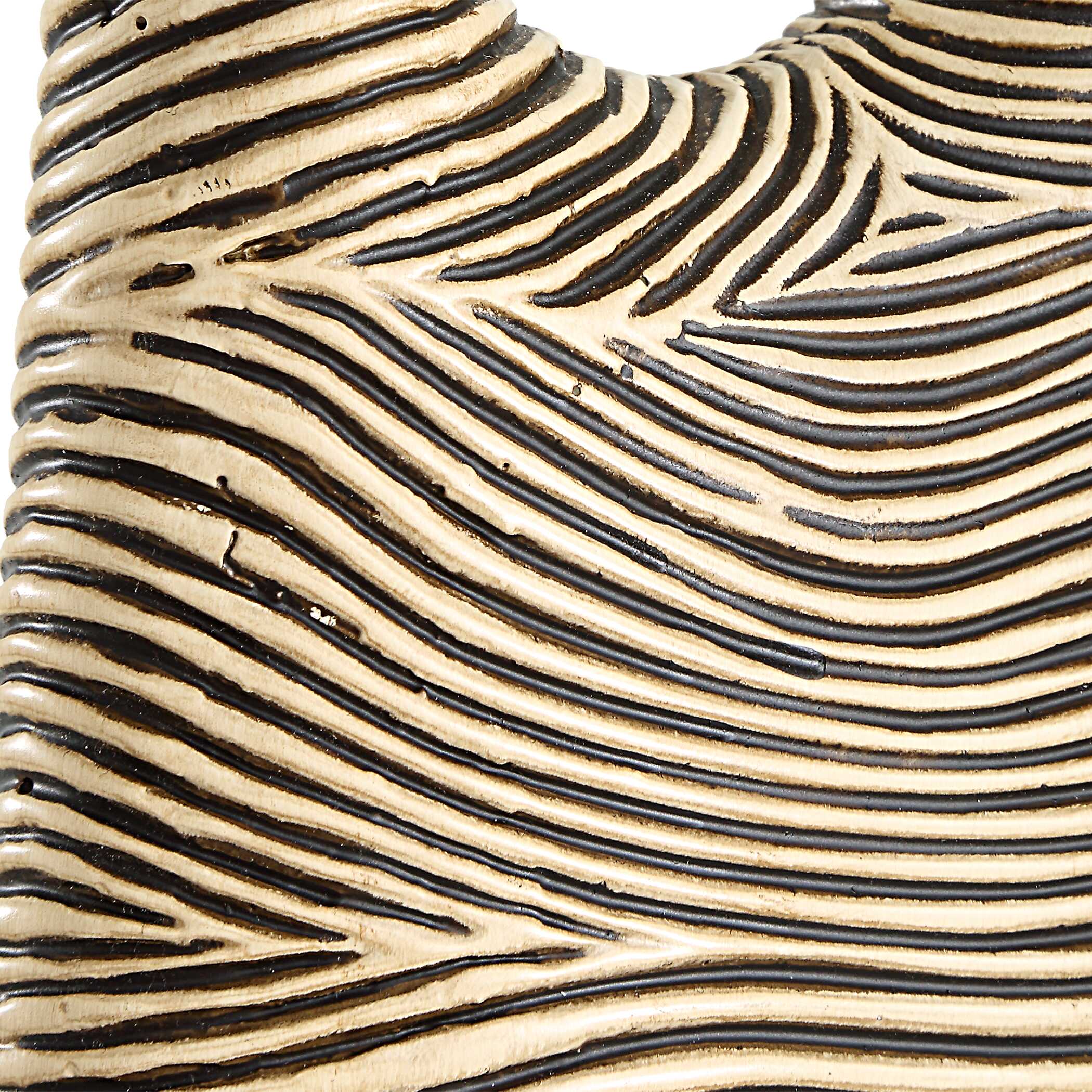 Pochette Ribbed Sculpture