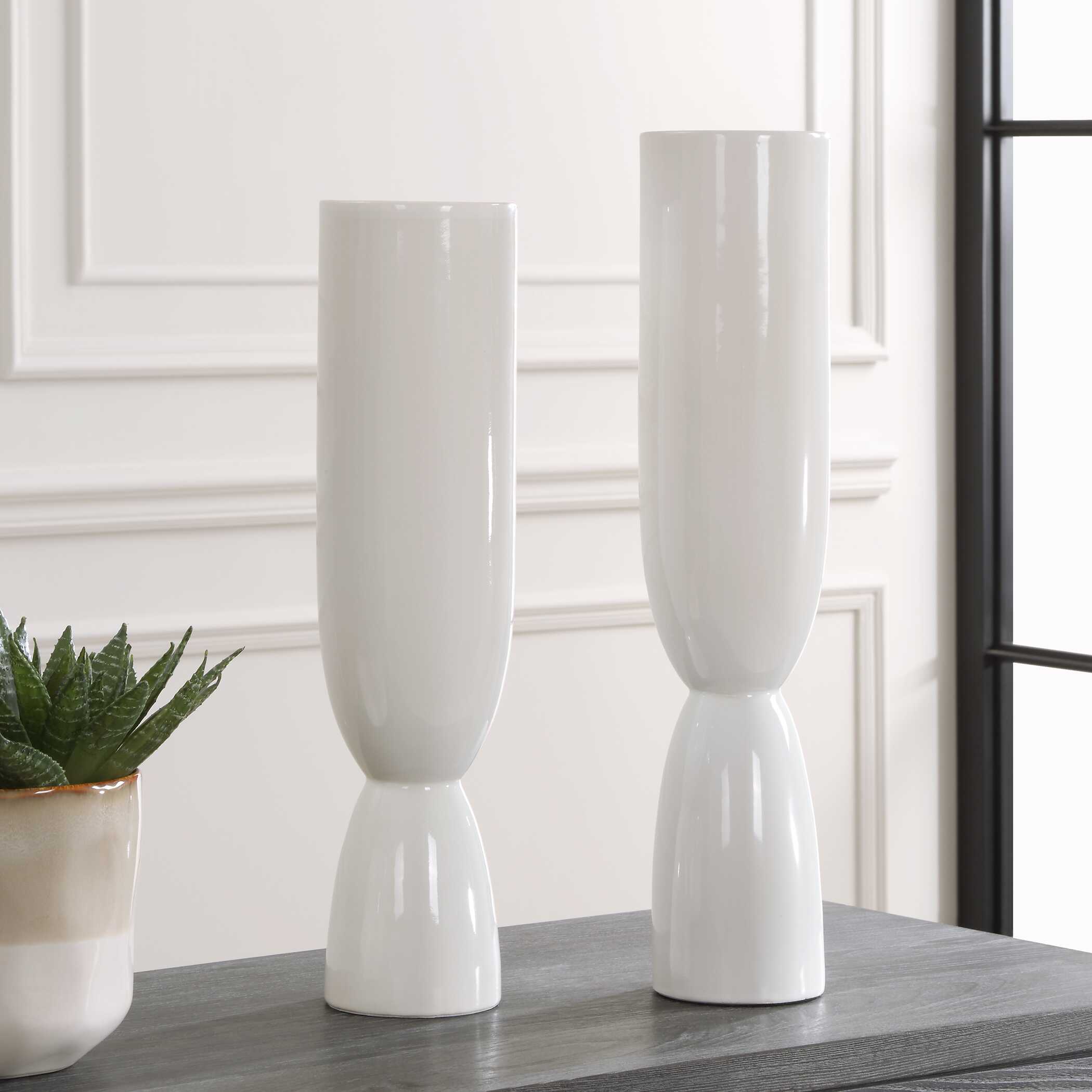 Kimist White Vases Set/2