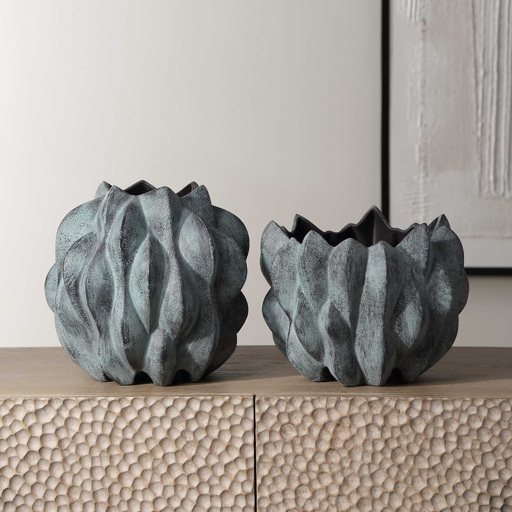 Verdant Bronze Vases Set/2