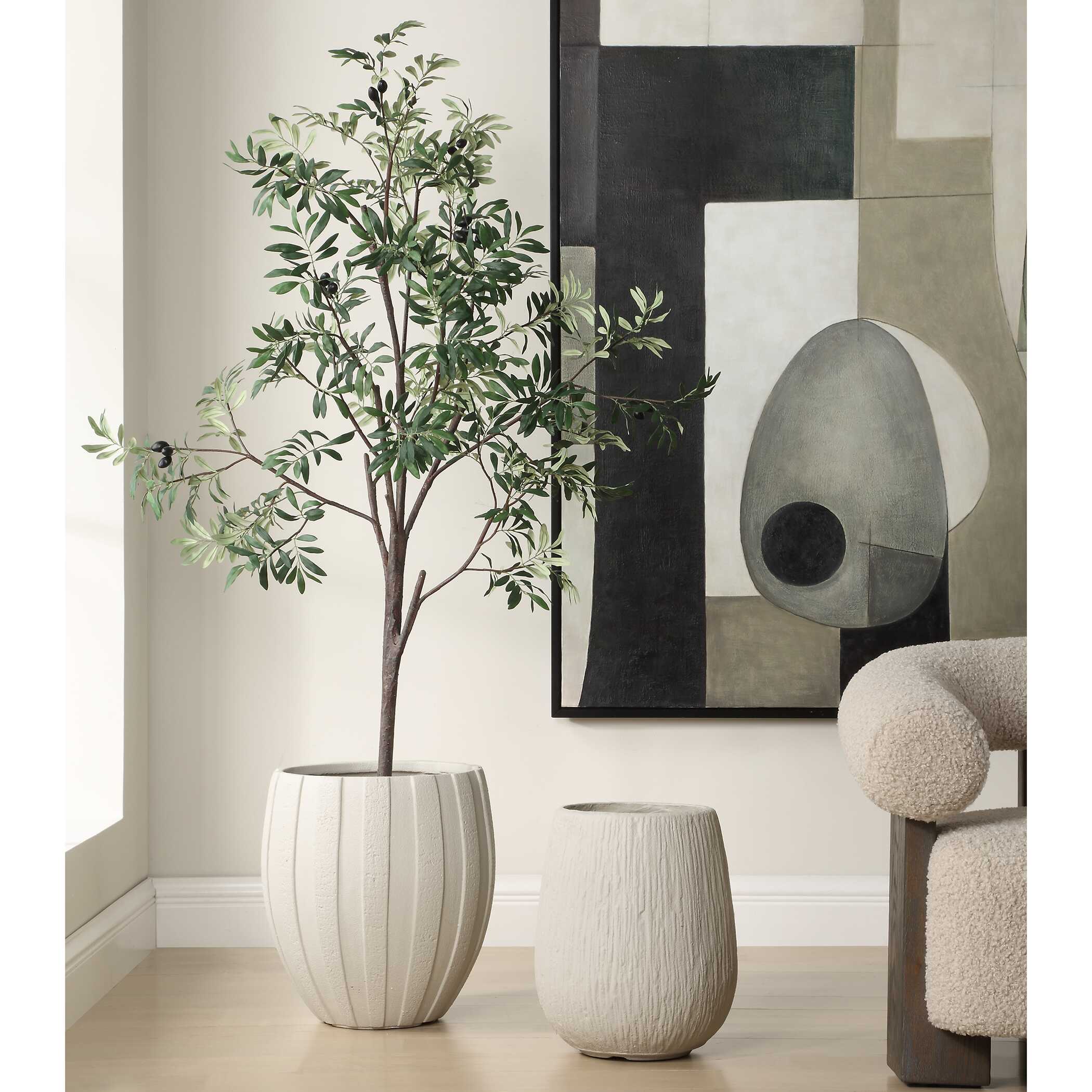 Rustic Ridge Off-White Outdoor Planter