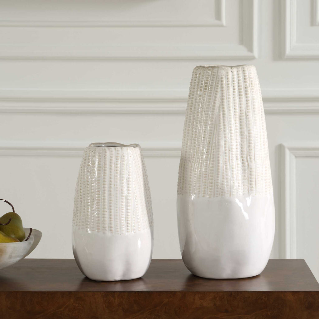 Echo Ridge White Vases Set/2