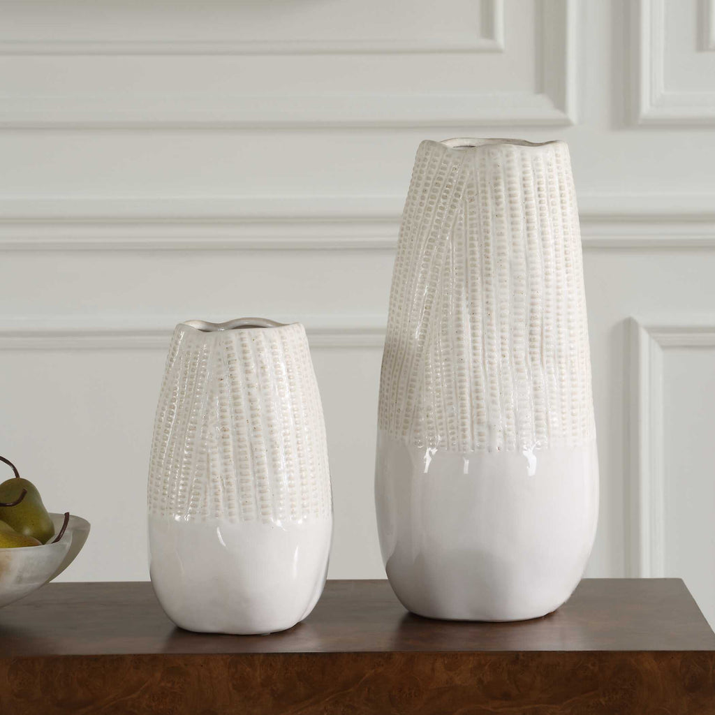 Echo Ridge White Vases Set/2