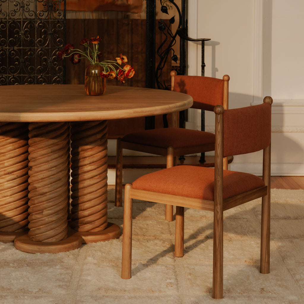 Treccia Round Dining Table Oak