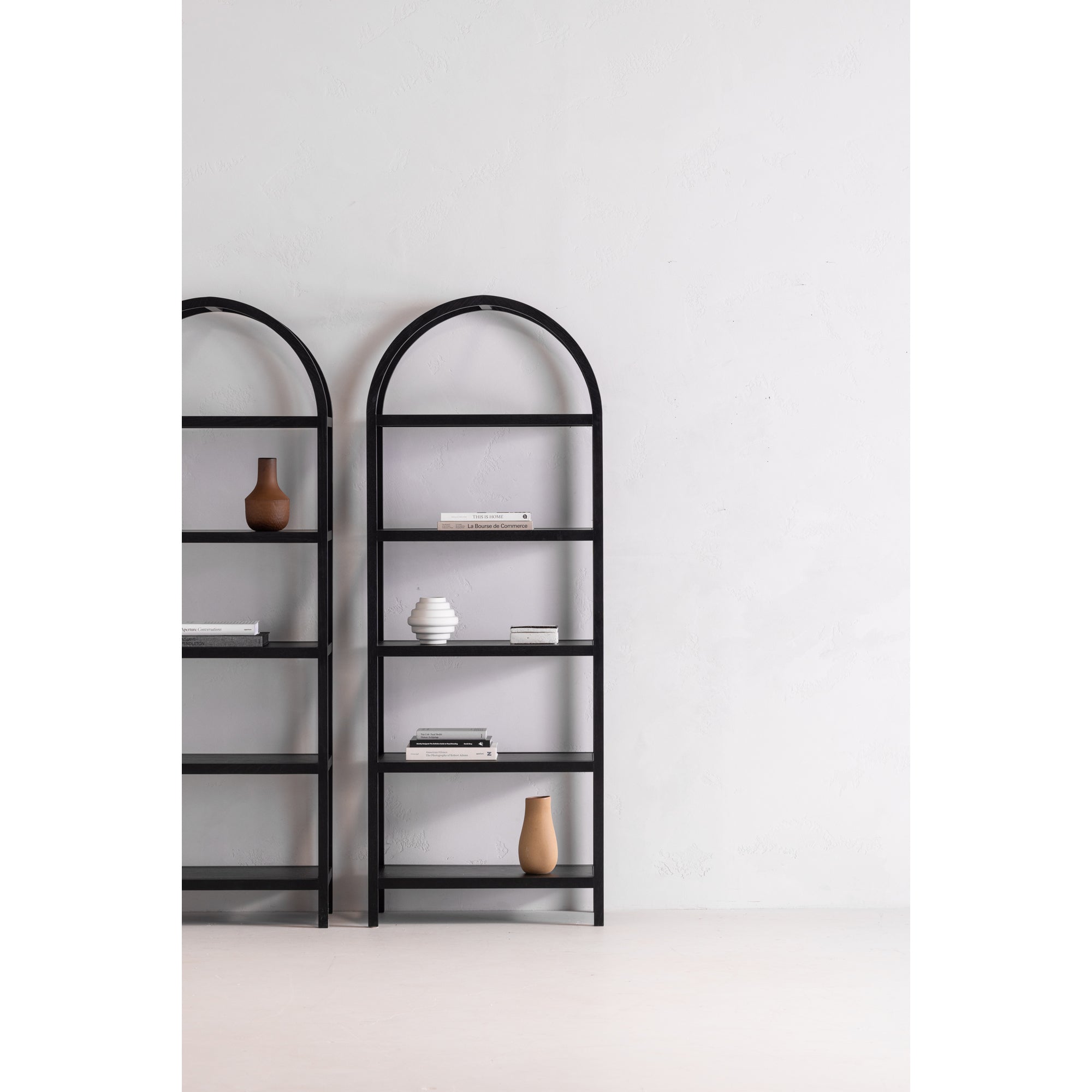 Eero Bookcase Black