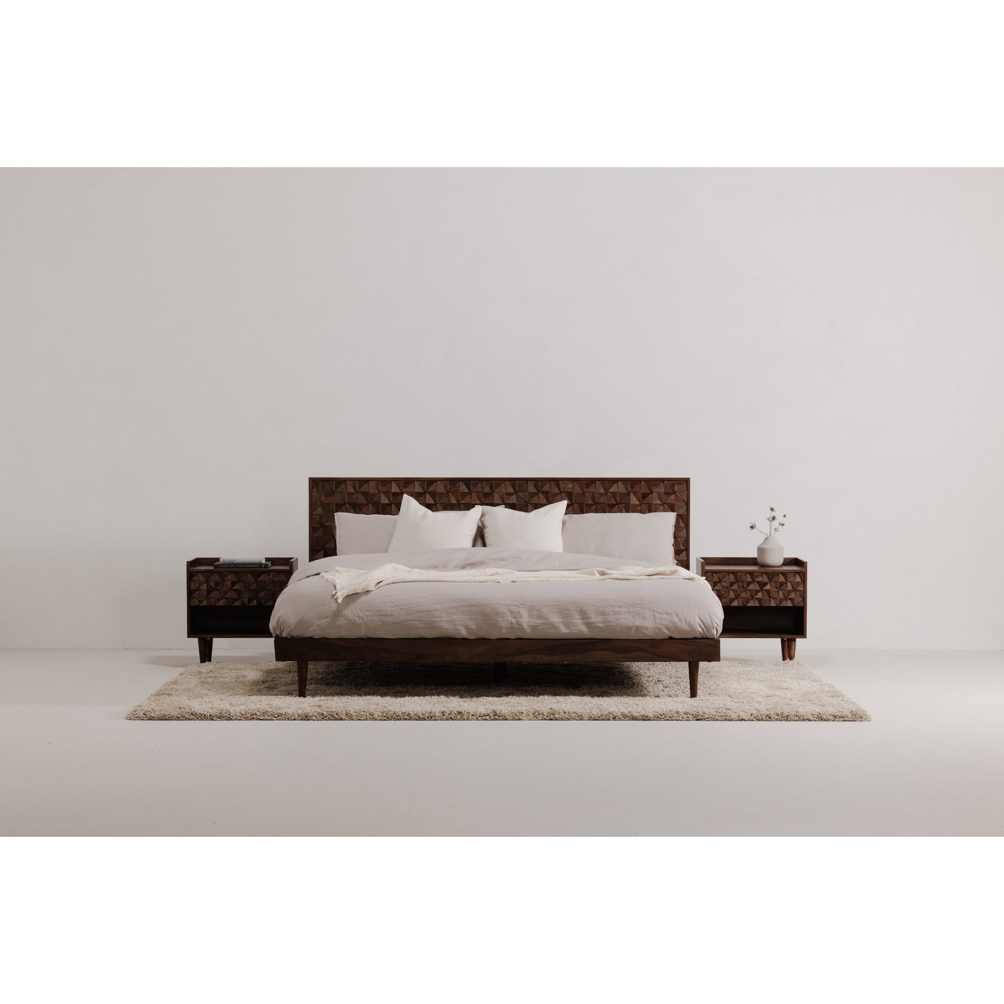 Pablo King Bed Brown