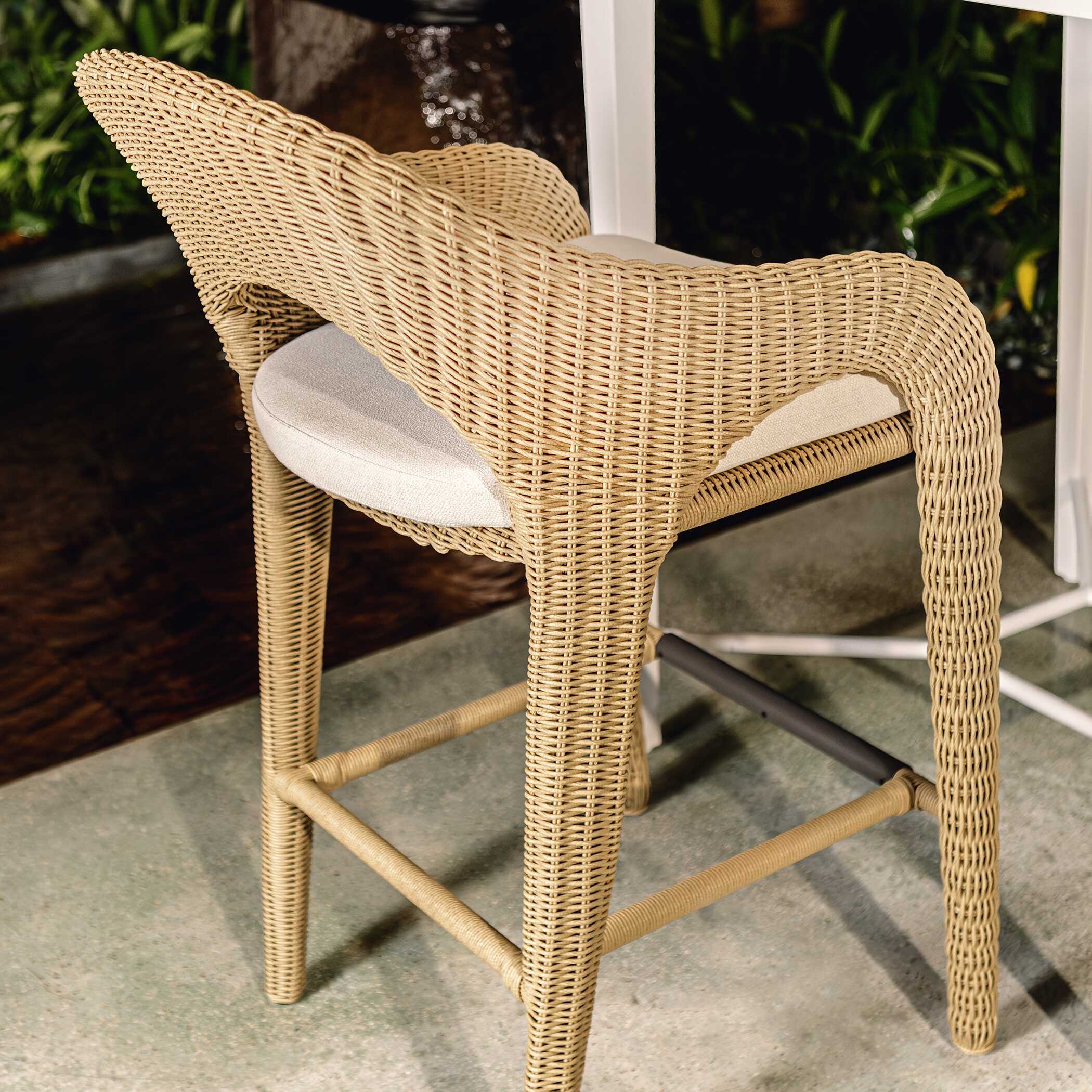 Kavali Outdoor Wicker Counter Stool