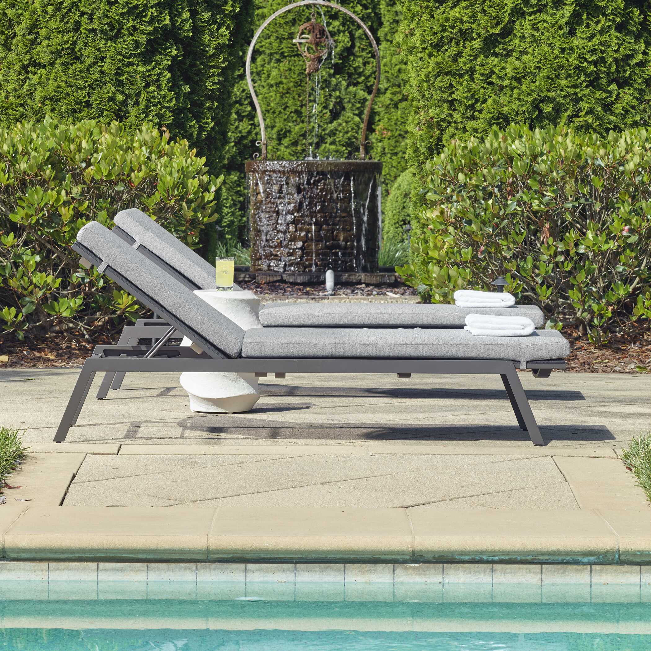 Bea Outdoor Pool Lounger