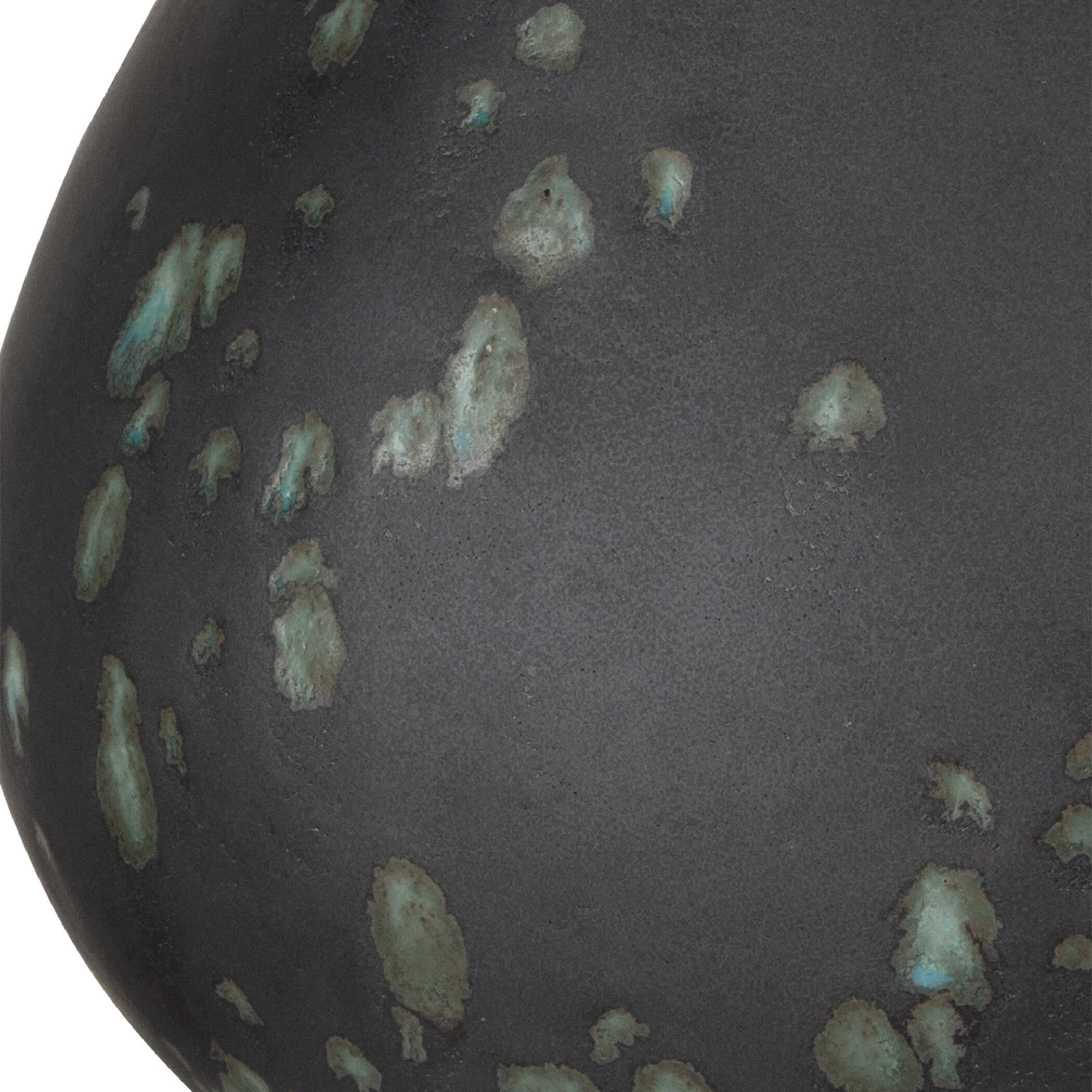 Killarney Distressed Green Table Lamp