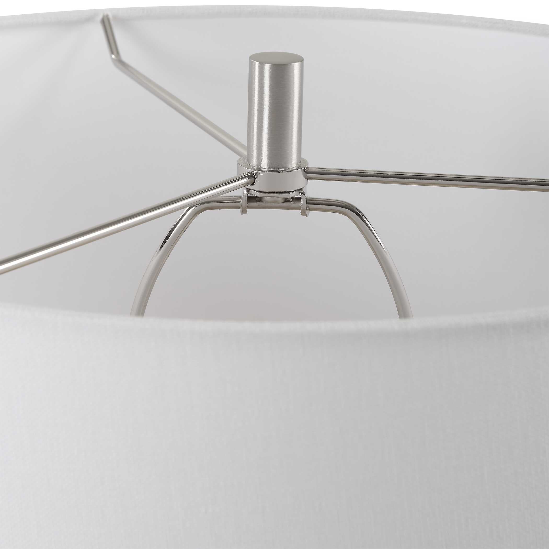 Florero Pale Yellow Table Lamp