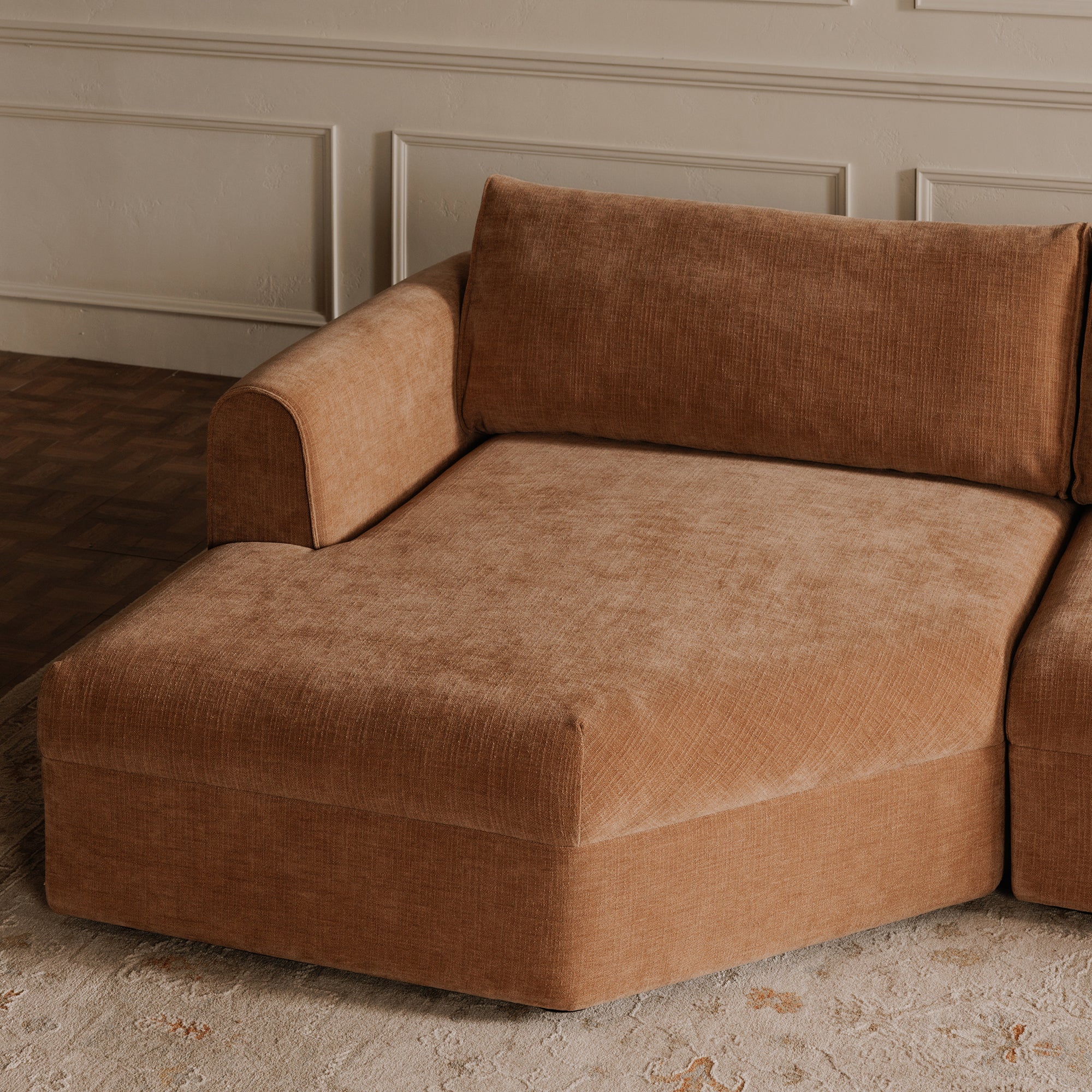 Madrid Right Sectional Heritage Pink