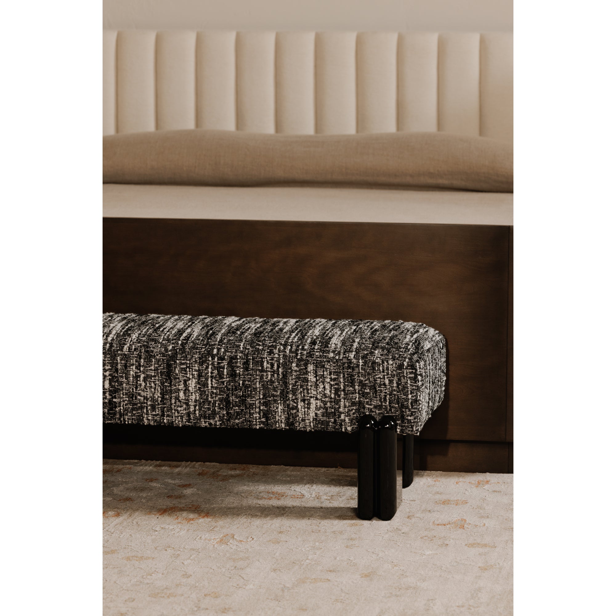 Priya Bench Black