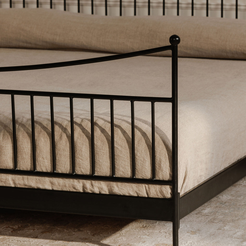 Monet King Bed Black