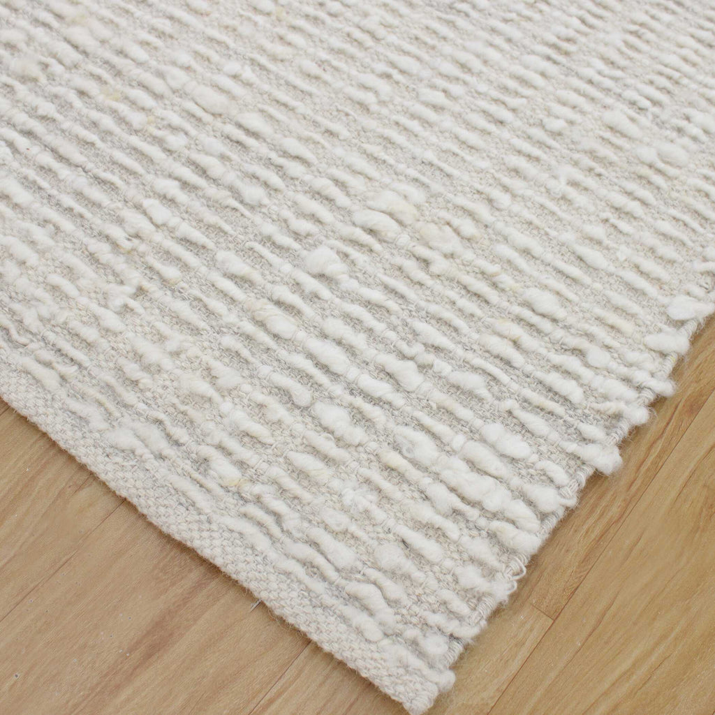 Lovelle Ivory Soft Wool 6 X 9 Rug