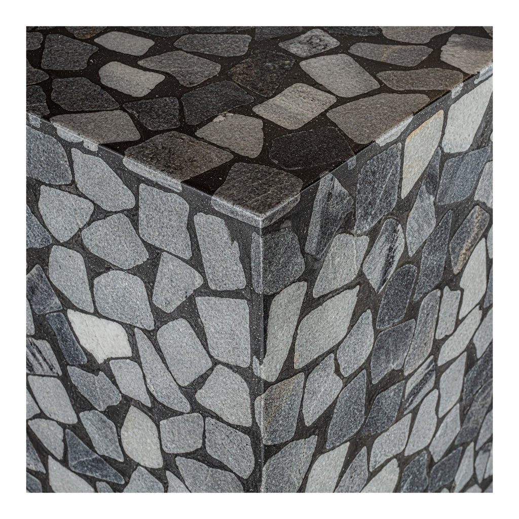 Kiri Outdoor Side Table Black