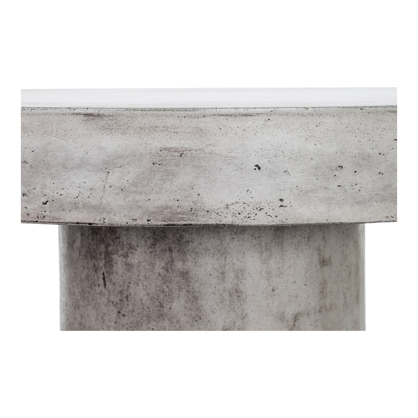 Keen on concrete to bring the outdoors a little closer. A hard material for softer contrast, the Cassius outdoor patio tab...