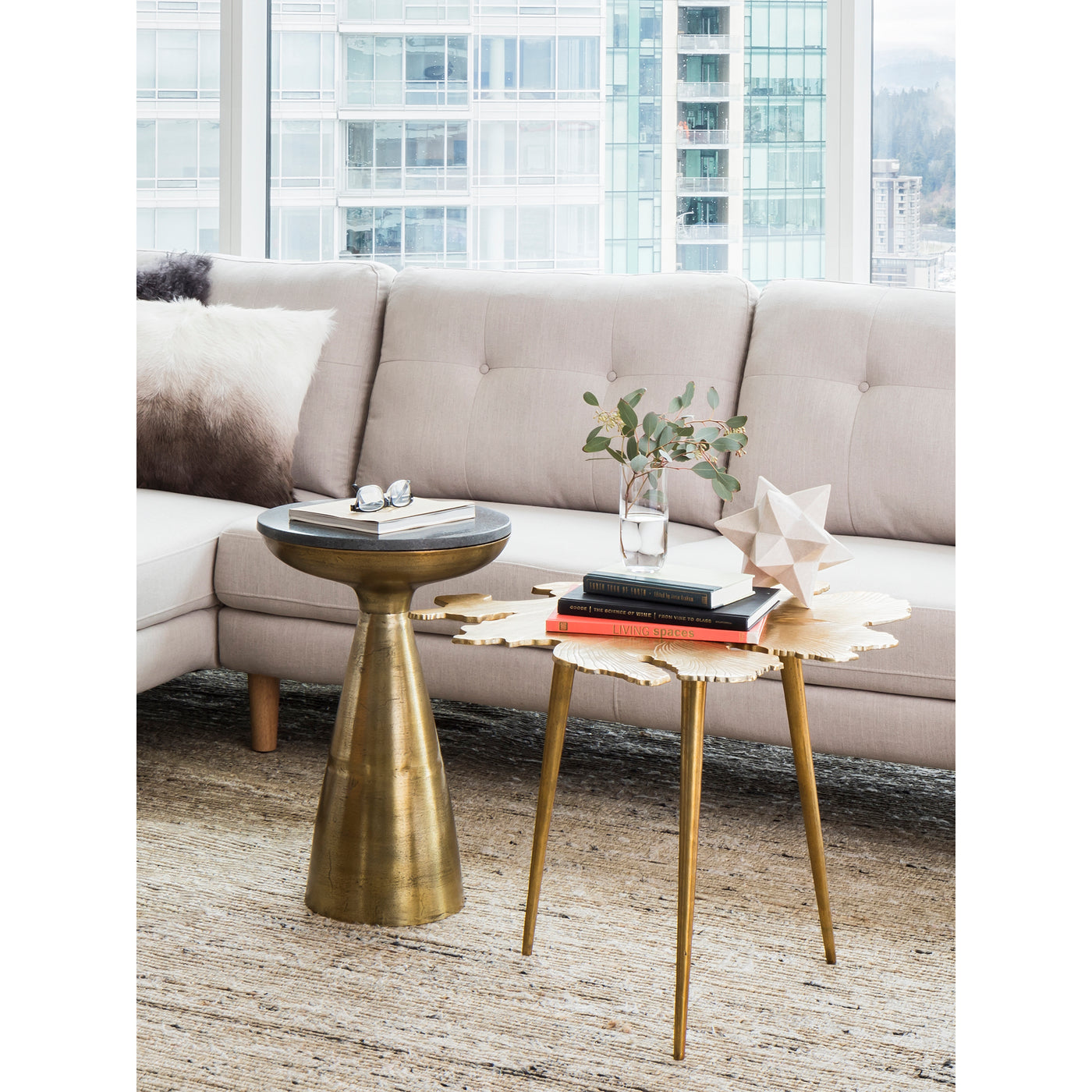 The most organic shape of all meets fresh contemporary style. The art deco inspired Amoeba side table features a truly uni...