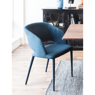 The William dining chair is sure to please any dining arrangement. Dressed head to toe in a trendy Royal Blue upholstery, ...