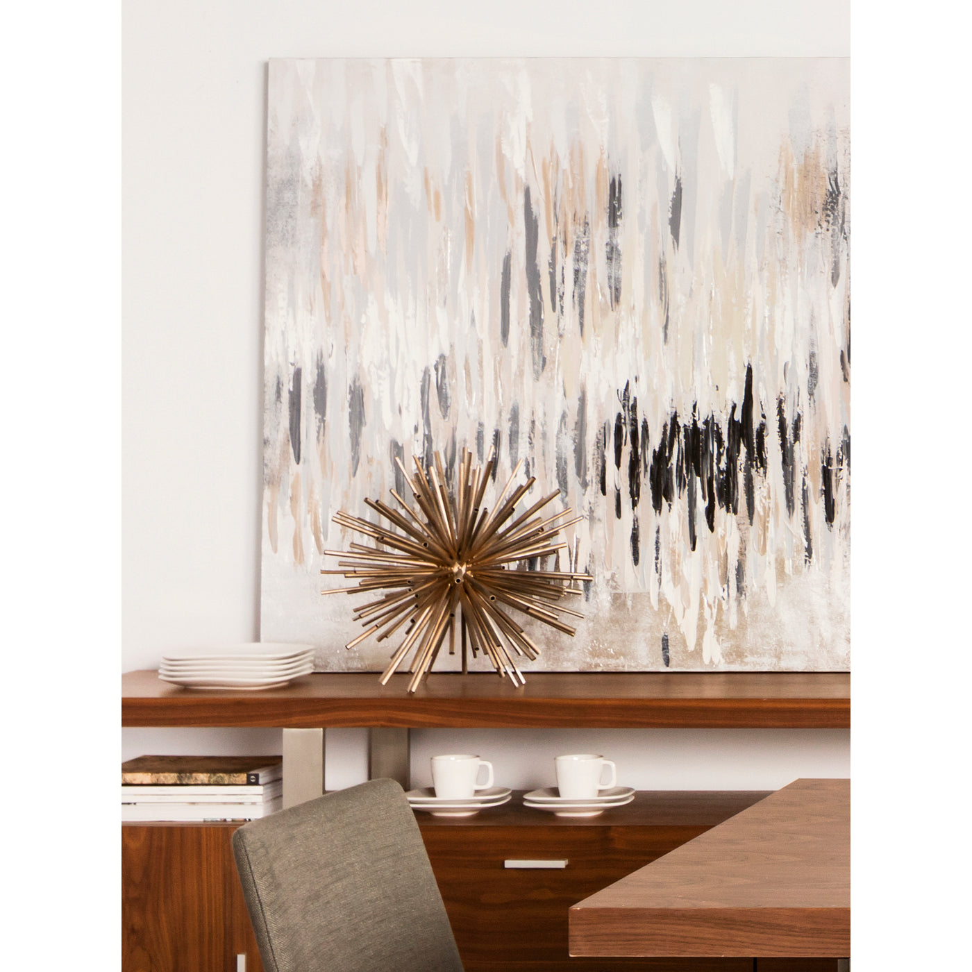 Add a three-dimensional aspect to your Décor with this contemporary, table-top art. Made of 100% iron and given a rich, go...
