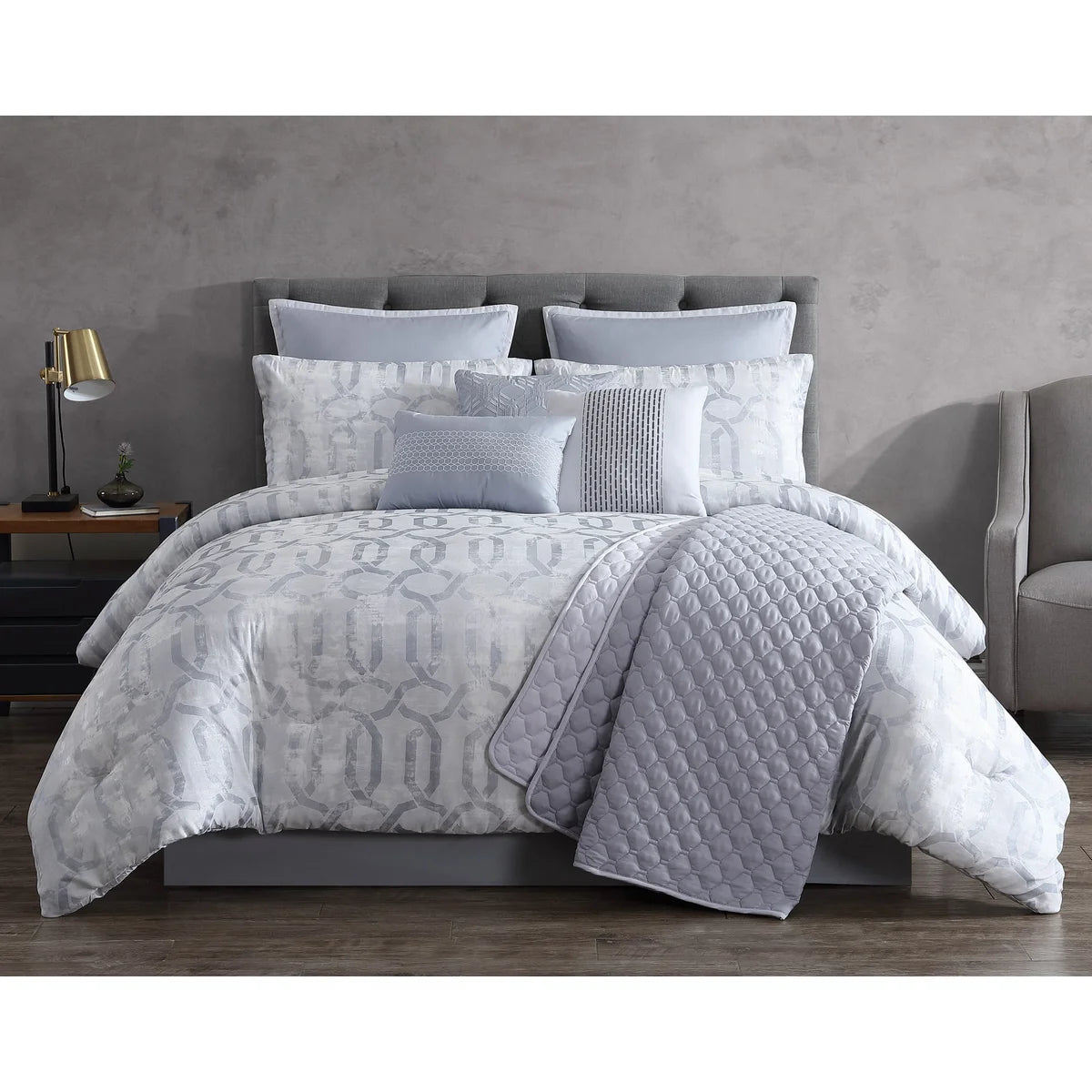 Hoffman Comforter Set