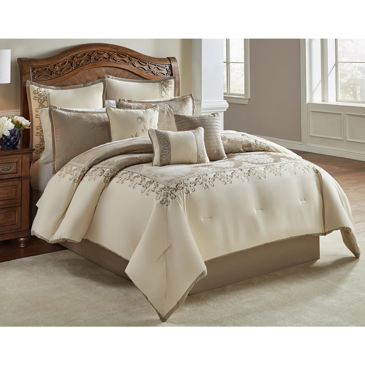 New Haven Comforter Set
